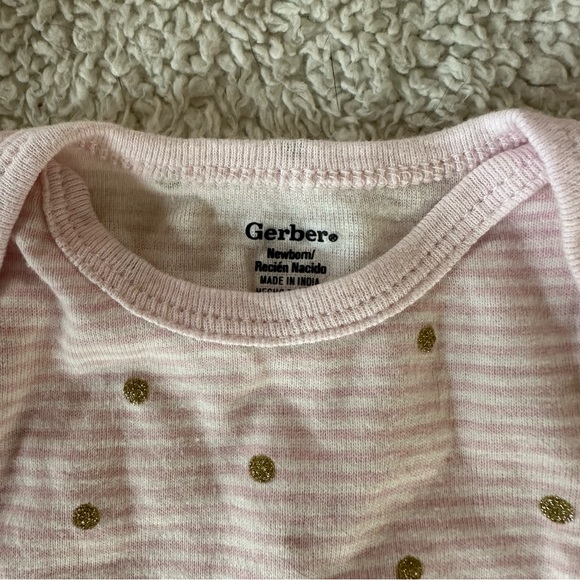 Bundle of Newborn Onsies - Picture 13 of 14